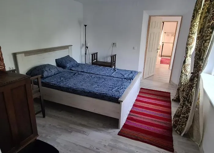 Iancina House & Art Gallery *