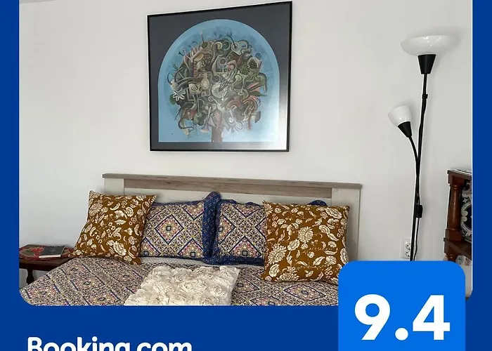 Iancina House & Art Gallery Ferienhaus