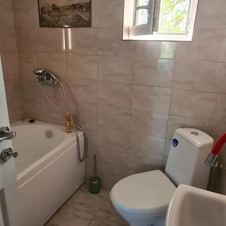 Iancina House & Art Gallery Tatil Evi *