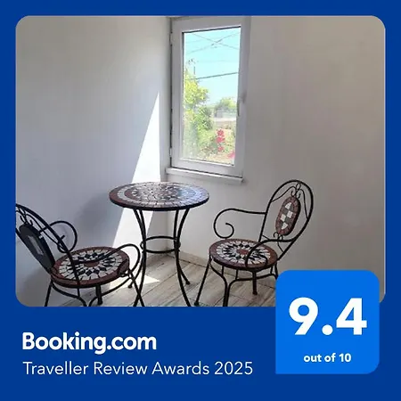 Iancina House & Art Gallery Tatil Evi *